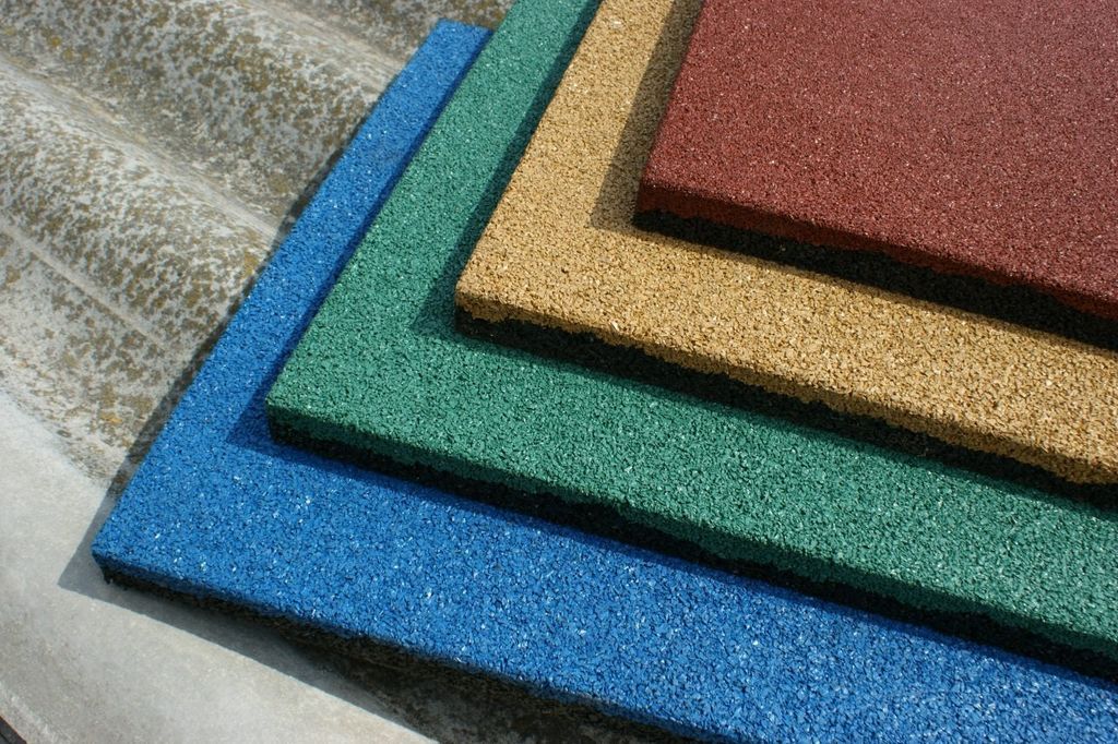 Продажа резиновой тротуарной плитки в Луге